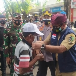 Kapolresta Banyuwangi beserta Forkopimda melakukan operasi yustisi.