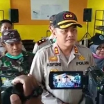 Kapolres Malang Kota AKBP Asfuri didampingi tim gabungan, ketika diwawancarai awak media di TPA Supit Urang Mulyorejo, Sukun, Kota Malang, Kamis (12/7).