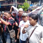 Demo Lagi, Seratu Minta Pemkab Pasuruan Tunjukkan Dokumen Kontrak Kerja.