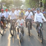 Gubernur Jawa Timur Khofifah Indar Parawansa didampingi M Mas