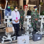 Sembilan alat ventilator siap disalurkan ke 9 rumah sakit nonrujukan Covid-19 di Surabaya. (foto: YUDI A/ BANGSAONLINE)
