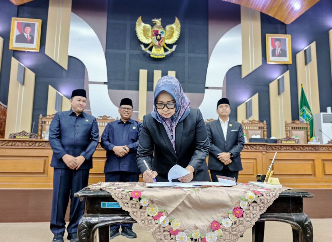 Dewan dan Pemkab Pasuruan Sepakati Raperda P-APBD 2025
