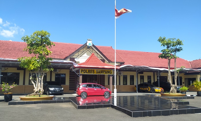 Markas Polres Sampang. foto: MUTAMMIM/BANGSAONLINE
