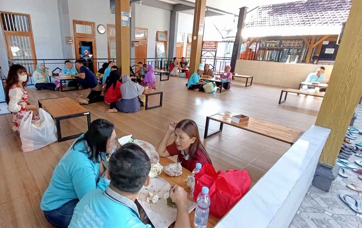 Suasana kunjungan di Rutan Magetan.