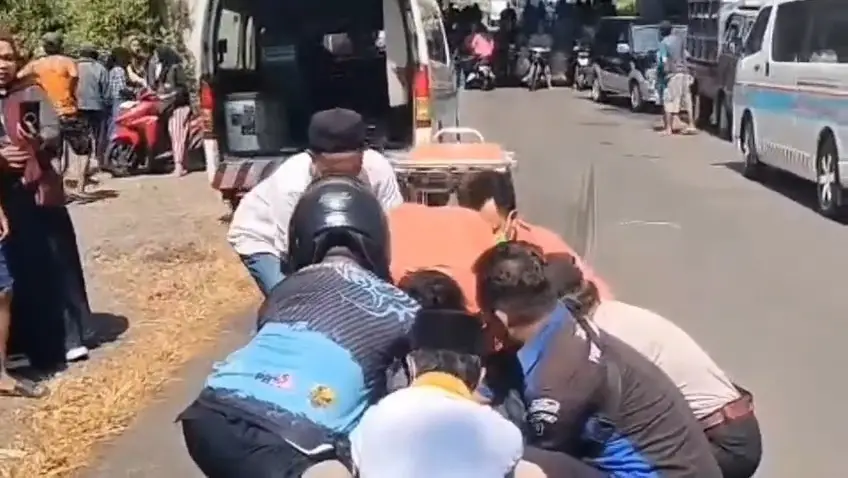 Tabrak Truk Tebu, Remaja di Grati Pasuruan Tewas Terlindas Usai Kecelakaan Beruntun