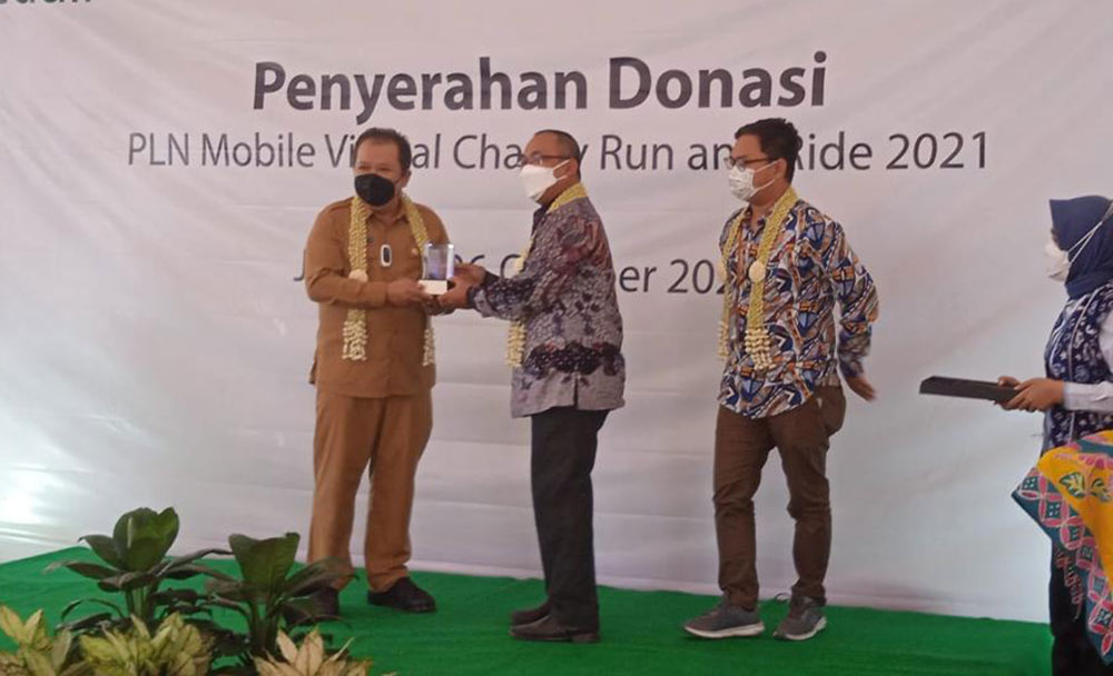 Hadiri Perayaan HLN, Bupati Jember Imbau Masyarakat Hemat Listrik