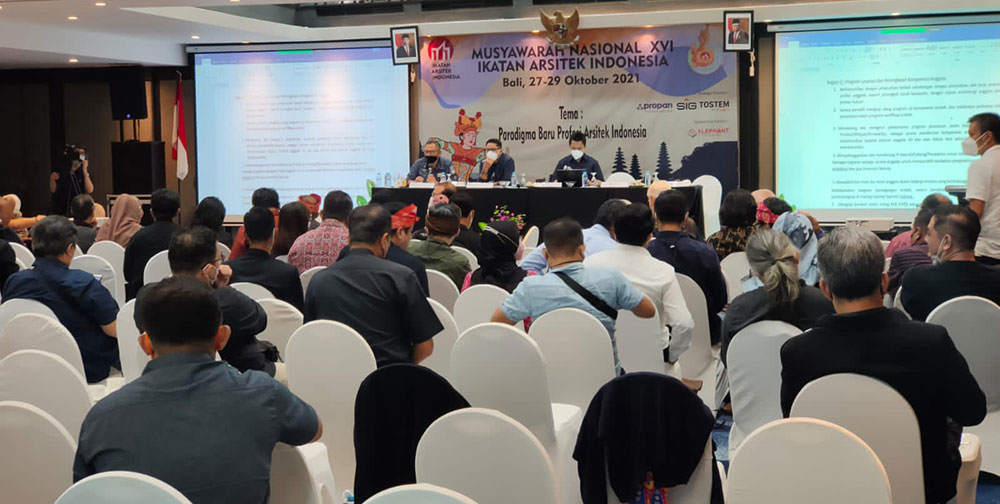 Suasana saat Musyawarah Nasional Ikatan Arsitek Indonesia XVI di Bali.