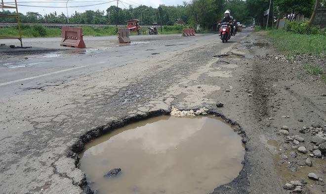 Jalur Minyak Bojonegoro Rusak Berat, Pemudik Harus Hati-hati