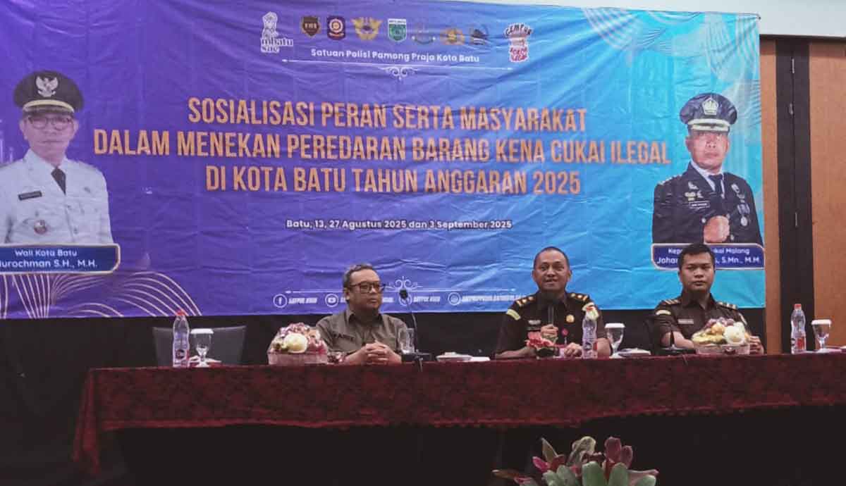 Sosialisasi Gempur Rokok Ilegal di Kota Batu.