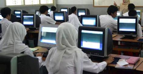 UN Berbasis Komputer, Komisi E DPRD Jatim Temukan Kelemahan