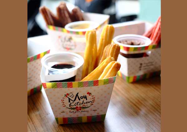 Churros Warna Warni ala Moy Kitchen, Bikin Ingin Incip Saja