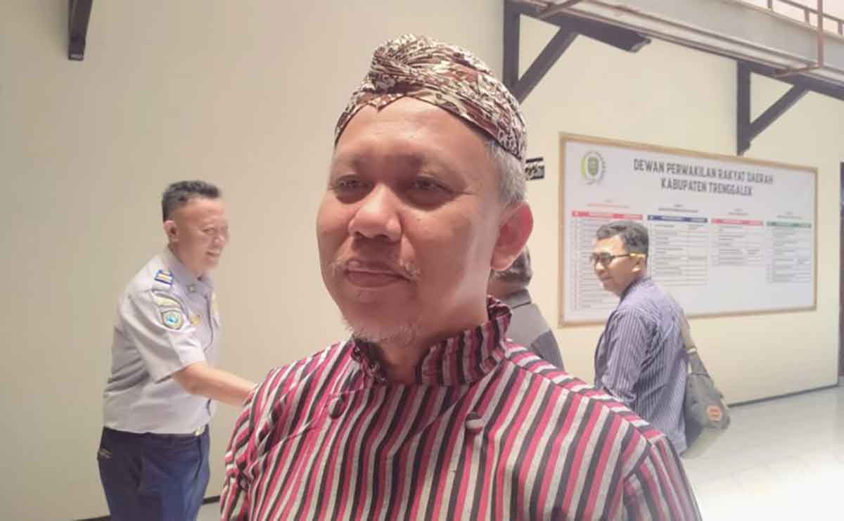 Asisten I Pemkab Trenggalek, Saeroni.