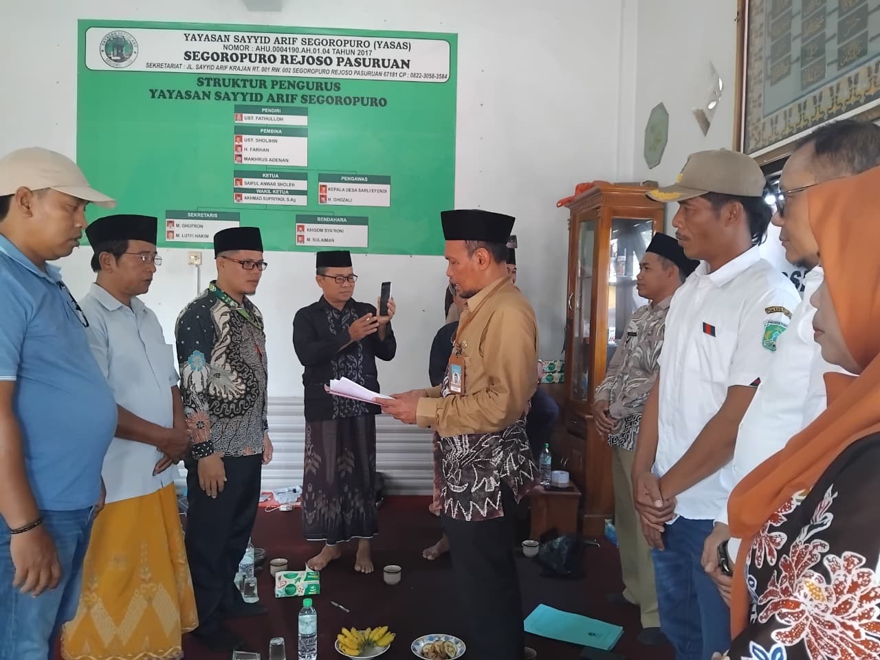 Tim Satgas Kantah Kabupaten Pasuruan Lakukan Ikrar Wakaf dan Pemberkasan Yuridis di Desa Segoropuro