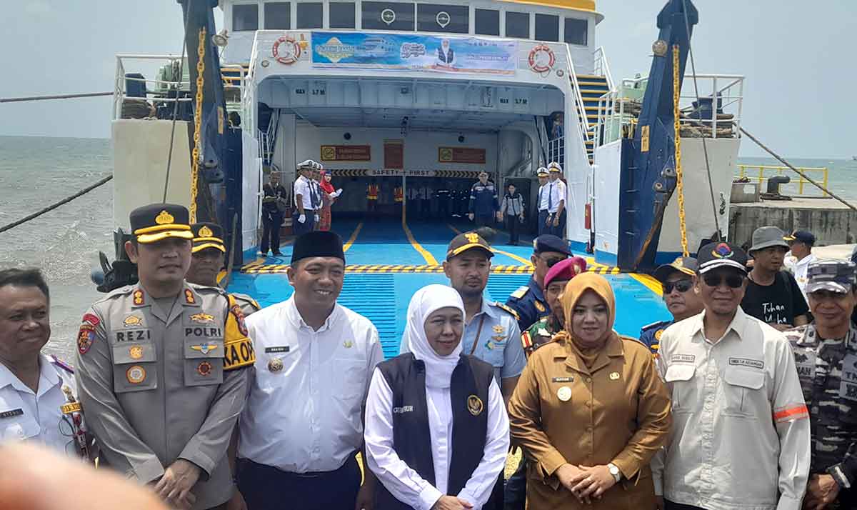 Gubernur Khofifah Lepas Peserta Mudik Gratis di Situbondo