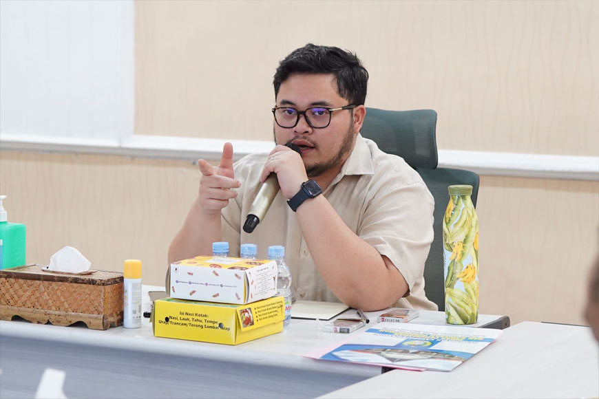 Bupati Kediri Hanindhito Himawan Pramana.