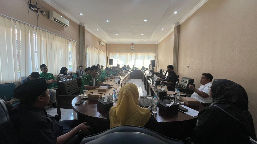 Audiensi DPRD Kota Probolinggo dengan GP Ansor terkait polemik pemotongan honor guru ngaji