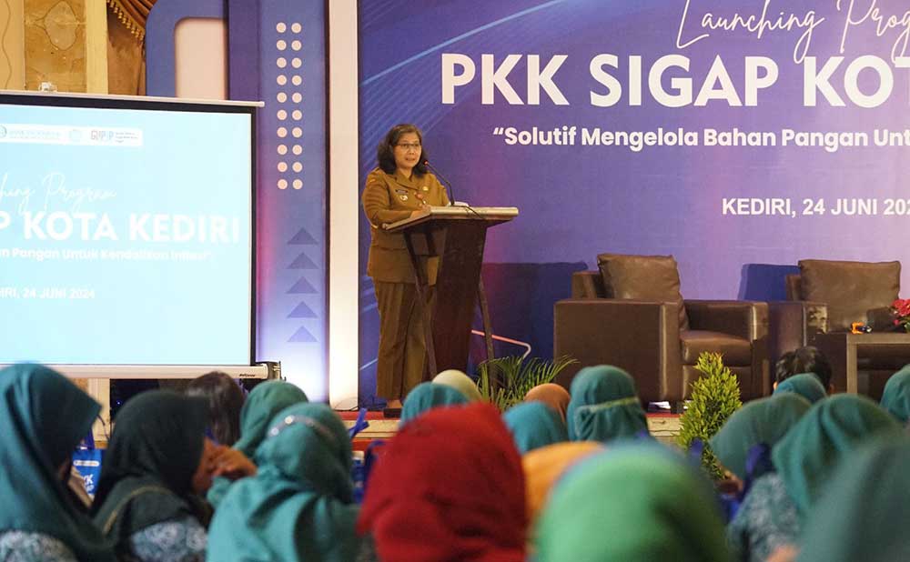 Pj Wali Kota Kediri Zanariah, saat memberi sambutan (dok. Ist)