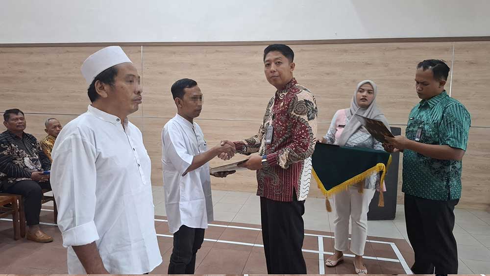 Warga Binaan Lapas Kediri Terima Remisi Khusus Hari Raya Nyepi 2025