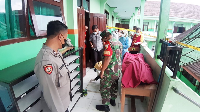 Lokasi bunuh diri seorang siswi SMAN 1 Srengat, Blitar.