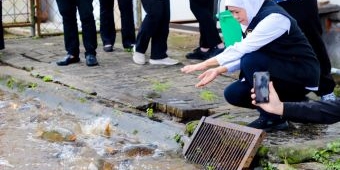 Gubernur Khofifah Tinjau Instalasi Budidaya Ikan Mas Punten Diskanla di Kota Batu