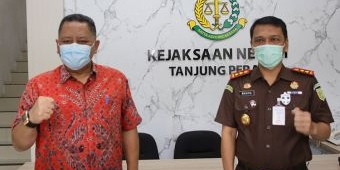 Teruskan Sinergi, Plt. Wali Kota Surabaya Kunjungi Kejari Tanjung Perak dan PN Surabaya