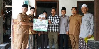 Gus Qowim Salurkan Bantuan Baznas Kota Kediri untuk Korban Kebakaran