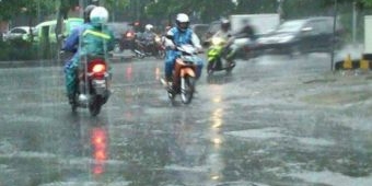 Info BMKG Cuaca Hari ini Selasa 17 Juni 2025: Jatim Masih Hujan, Surabaya Bakal Terdampak Hal ini