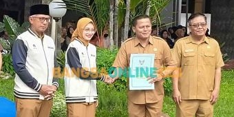 Wali Kota Kediri Serahkan SK ASN, BLT dan Bonus Atlet Berprestasi