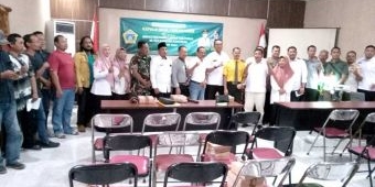 Klir, Warga Perumahan Green Prambangan Residen Gresik Berhak atas Fasum Makam dari Pengembang