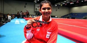 Atlet Gimnastik asal Unesa Lambungkan Nama Indonesia