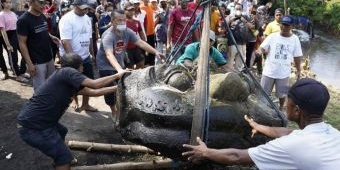 Arca Pentul Akhirnya Diangkat dari Dasar Sungai, Bakal Dijadikan Objek Wisata Budaya