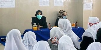 Ketua TP PKK Kota Kediri Imbau Remaja Tak Menikah di Usia Dini