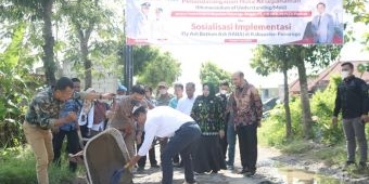 PJB Dukung Pemkab Ponorogo dalam Plesterisasi 17 Ribu RTLH dan Perbaikan Jalan Desa