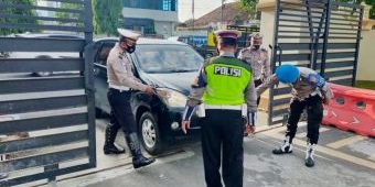 Tegakkan Disiplin Internal, Propam Polres Pamekasan Gelar Razia Rorator Milik Anggota dan ASN