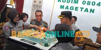 Kapolres Magetan Kirim Kue Ucapan Ulang Tahun ke Dandim 0804