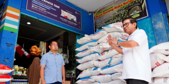 Jelang Musim Tanam, Dirut Petrokimia Gresik Blusukan ke Distributor dan Kios Pupuk