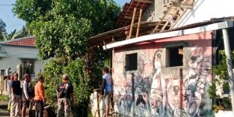 BPBD Kabupaten Kediri Salurkan Bantuan untuk 48 Korban Angin Kencang di Desa Besowo