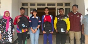 sapa-siswa-siswi-srma-21-surabaya-wamen-pariwisata-janjikan-liburan-bareng-ke-objek-wisata