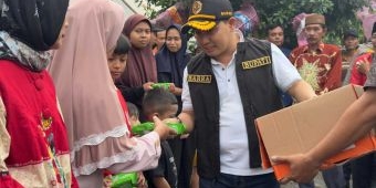 Salurkan Bantuan, Bupati Mojokerto Tinjau Rumah Warga Rusak Diterjang Puting Beliung di Puloniti