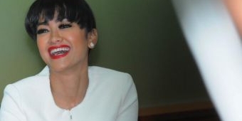 Dipanggil Jadi Saksi ‘Bebek Nungging’, Julia Peres Cs Ambil Pelajaran