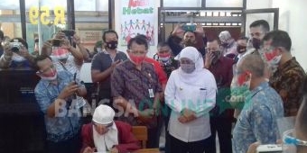 Uji Coba Masuk Sekolah, Gubernur Jatim Kunjungi SMKN 2 Probolinggo