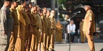 Wakil Wali Kota Kediri Apresiasi Kedisiplinan ASN saat Pimpin Apel