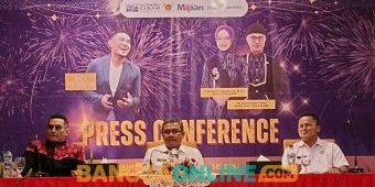 Wali Kota Kediri Resmikan Jalan Stasiun, Warga Nikmati Pecel Tumpang dan Hiburan dari Rio Febrian