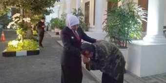Cerita Amas, Anggota Banser yang Jalan Kaki Ngawi-Surabaya Demi Bertemu Gubernur Khofifah