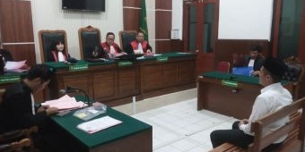Pelaku Penipuan UMKM Ngaku Orang Dekat Wali Kota Dengarkan Dakwaan Jaksa di PN Surabaya