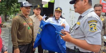 Dishub Surabaya Tindak Jukir Liar di Sejumlah Toko Modern