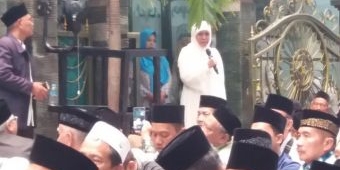 Tren Single Parent dan Enggan Nikah Makin Terbuka, Gubernur Khofifah Minta Do’a para Ulama