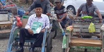 Gunakan 9 Becak, Mantan Rektor Daftarkan Diri sebagai Bacawabup Jember ke PKB