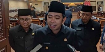 Resmikan Puluhan Ribu Beasiswa, Bupati Jember Pastikan Semua Anak Bisa Dapat Pendidikan Gratis