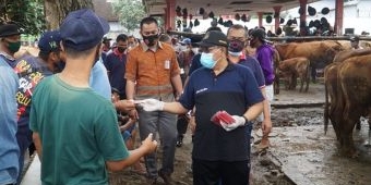 Rentan Jadi Pintu Masuk Covid-19, Wali Kota Blitar Pimpin Sidak di Pasar Hewan Dimoro